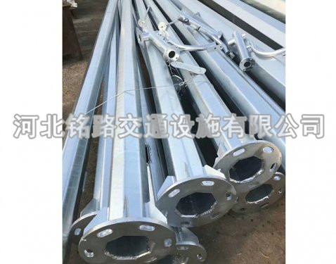 公路標(biāo)志桿