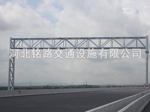 高速龍門架標(biāo)志桿